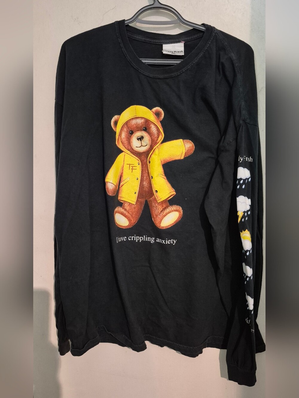 Teddy Fresh Black Long-Sleeve Tee with Yellow Raincoat Bear Graphic Sz.2XL